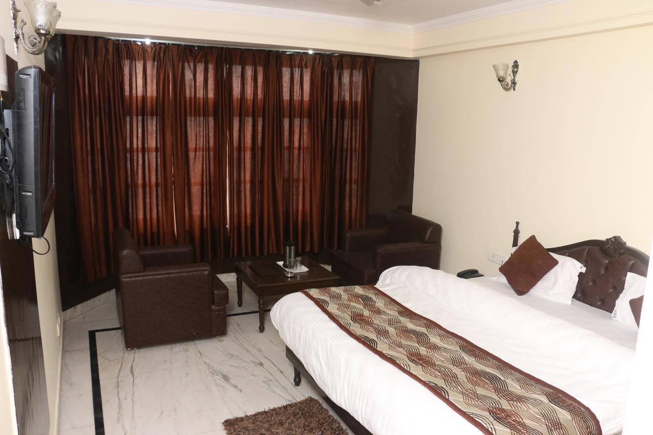 New Bharat Hotel Mussoorie Eksteriør billede