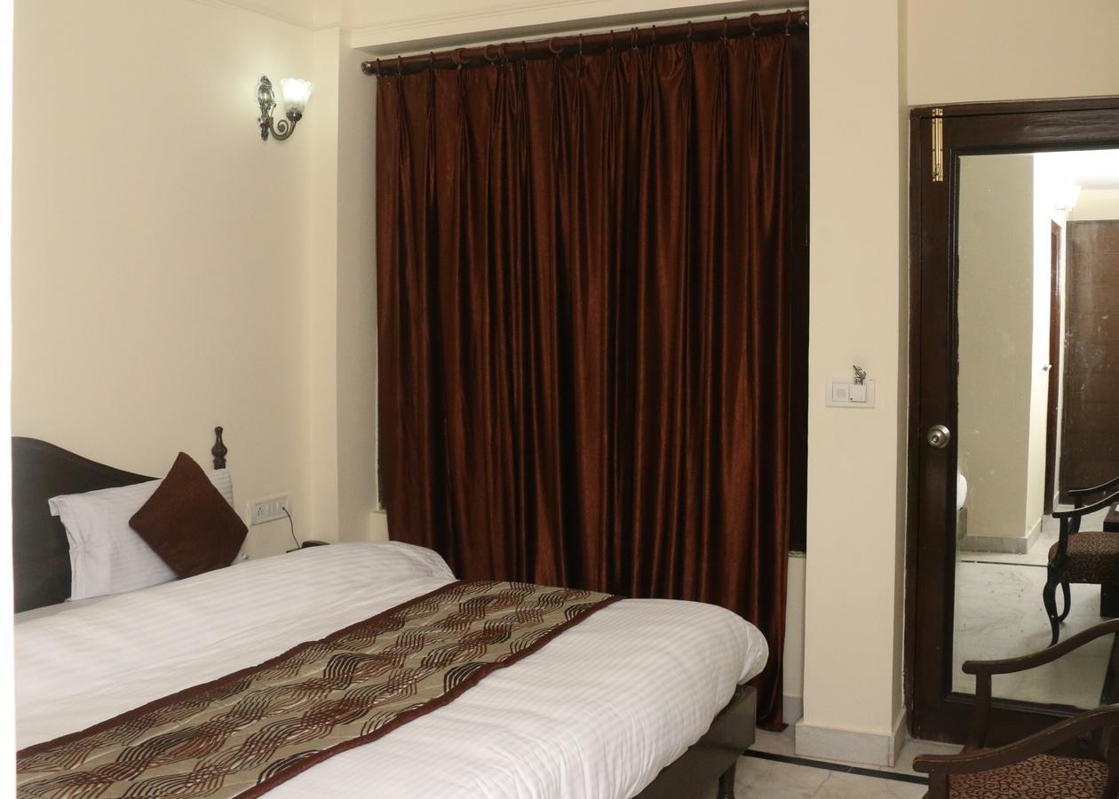 New Bharat Hotel Mussoorie Eksteriør billede